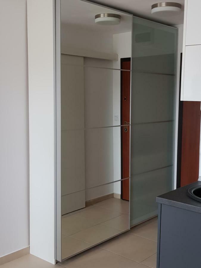 Cozy&Elegant New Studio In Bukarest Exterior foto